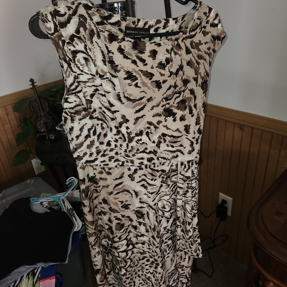 New Dana butchman dress